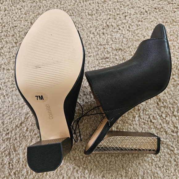 Calvin Klein shoes size 7, New - Picture 3 of 5